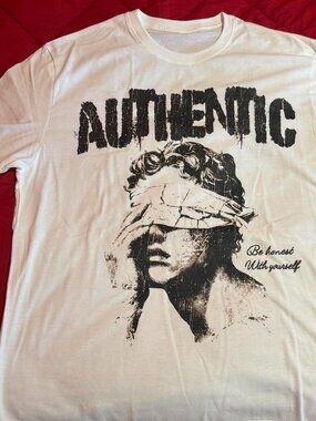 Men's 2026" Graphic Tee Authentic Sz Lg